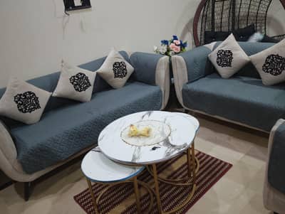 6 seater white velvet sofa for sale.