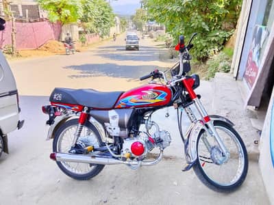 United 70 For Sale contact 03498277788