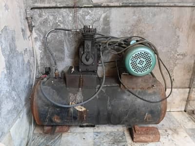 Air commpressor and tanki with motor