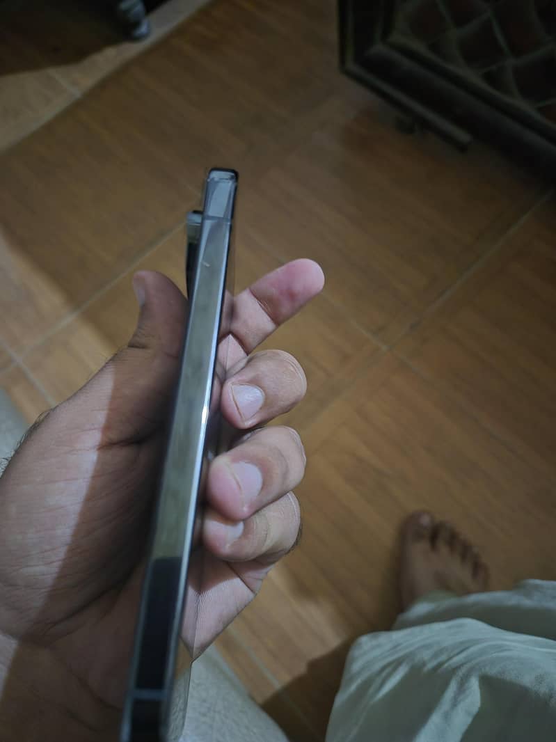 Google Pixel 10 Pro 2