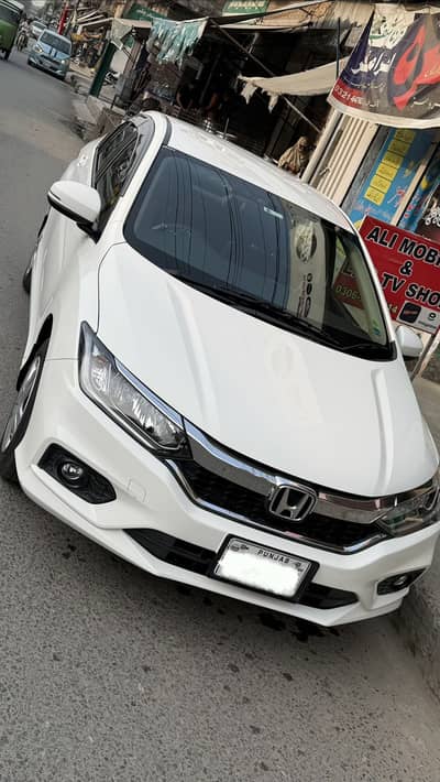 Honda City 1.2 Auto total Jeniun Car