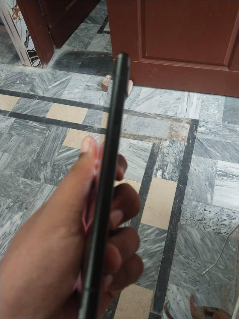 Google Pixel 6a 1