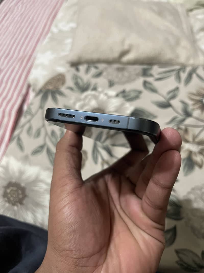Apple iPhone 12 Pro 4