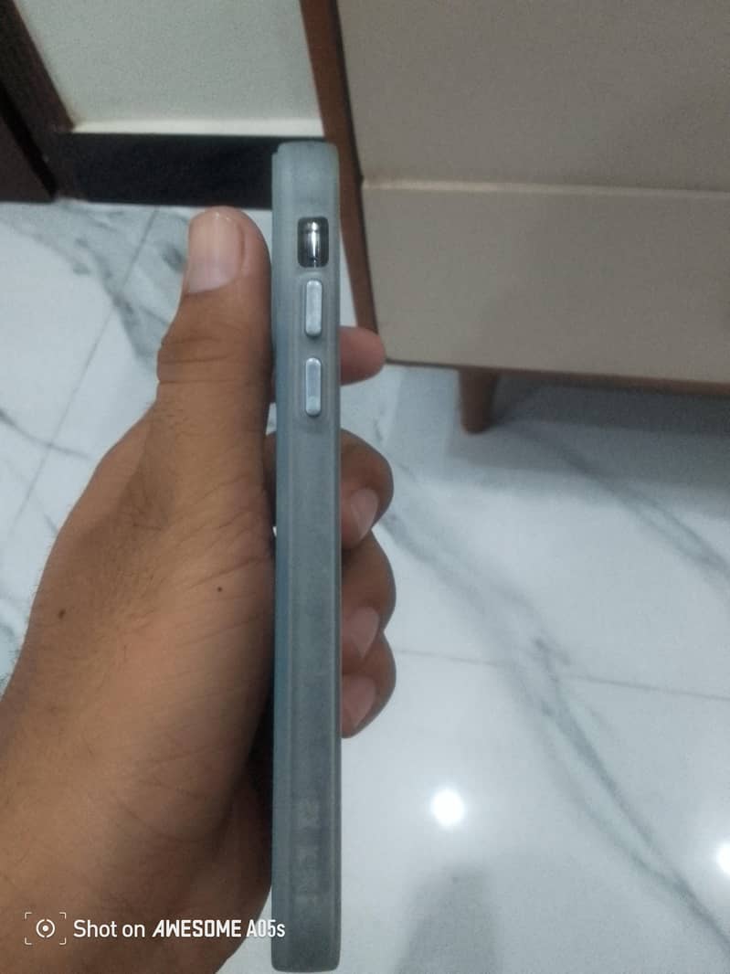 Apple iPhone XS 3