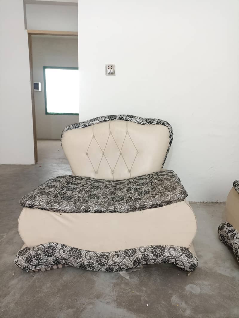 5 Seater Sofa Set 1