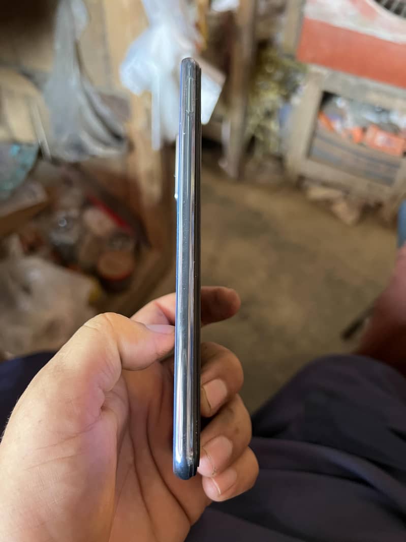 vivo v21e 3