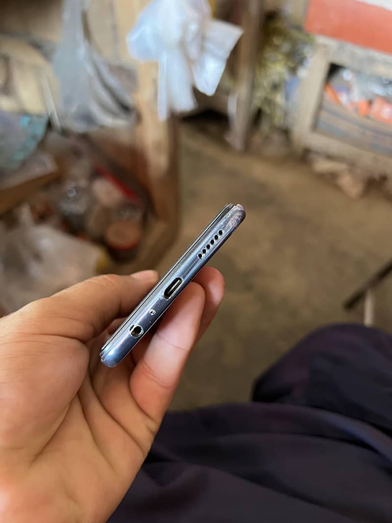 vivo v21e 4