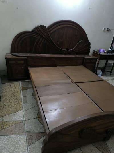 double bed with side tables
