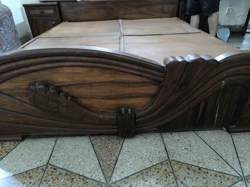 double bed with side tables 4