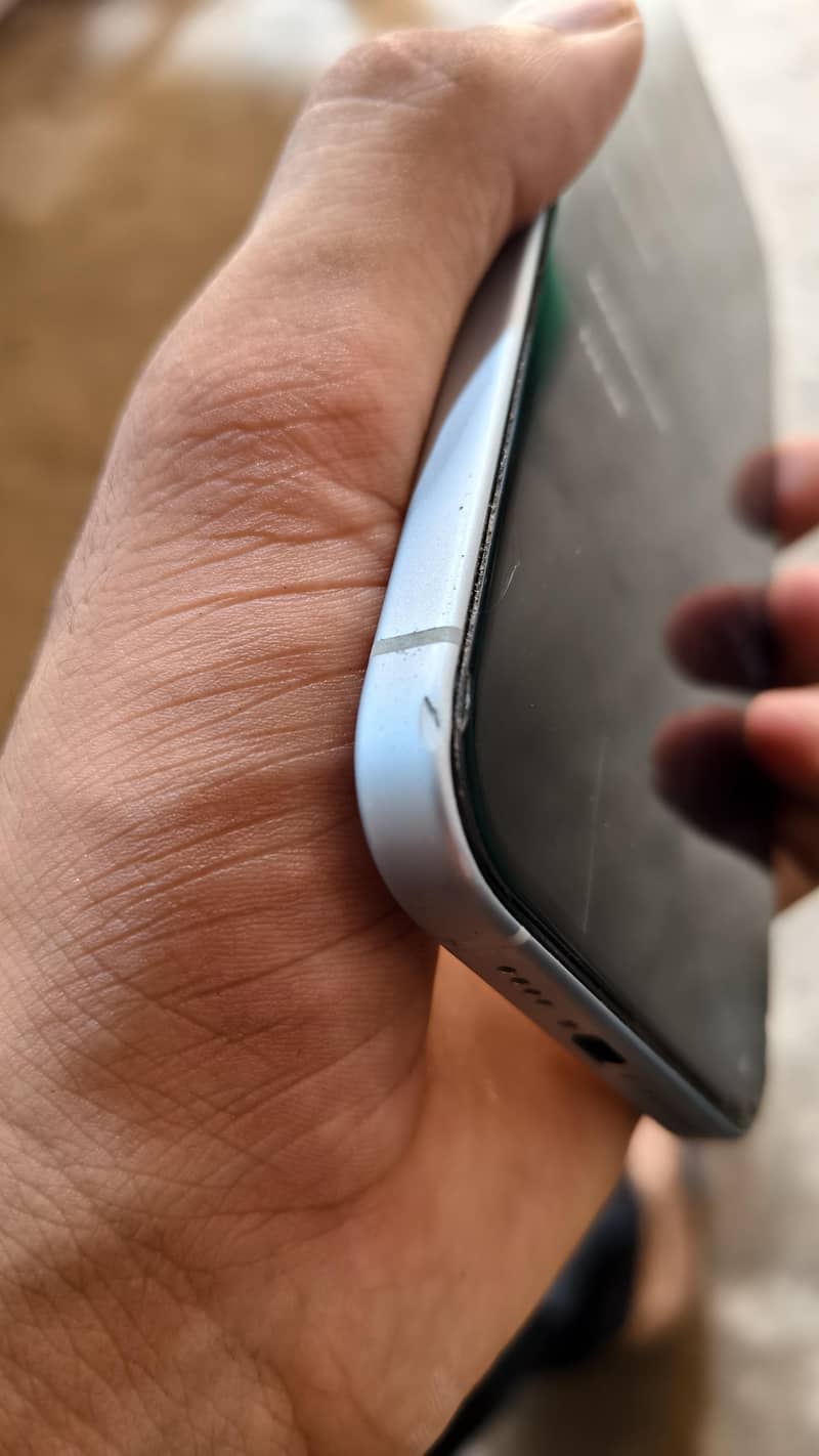 Apple iPhone 15 plus 2
