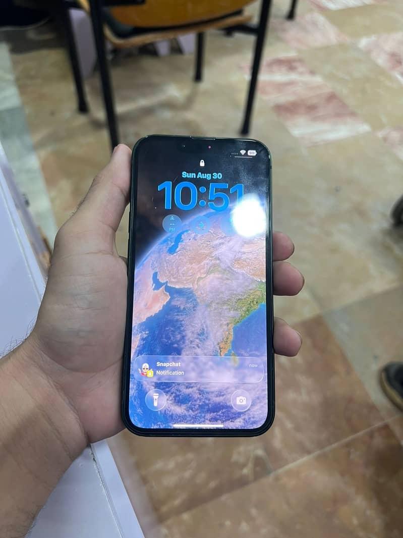 Apple iPhone 13 1