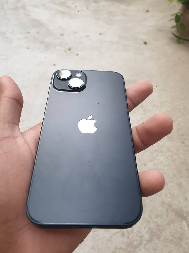 Apple iPhone 13 7