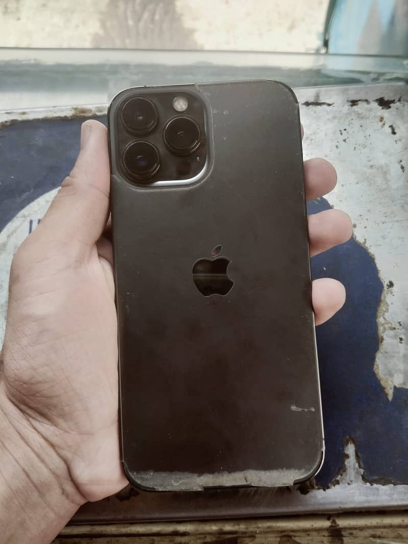 iPhone 13 Pro Max 2