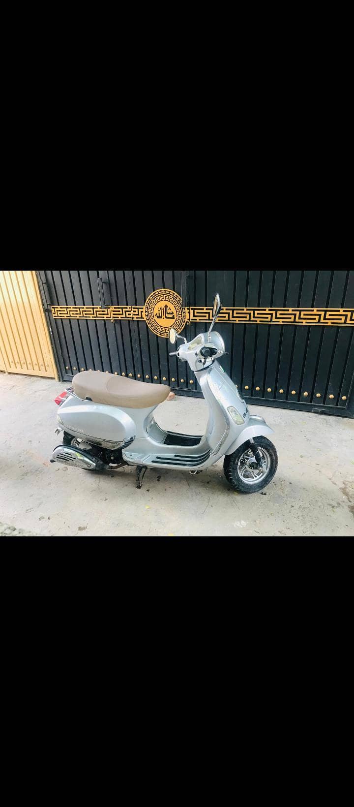 Scooty 1