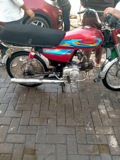 ravi 2017 model for sale just calls