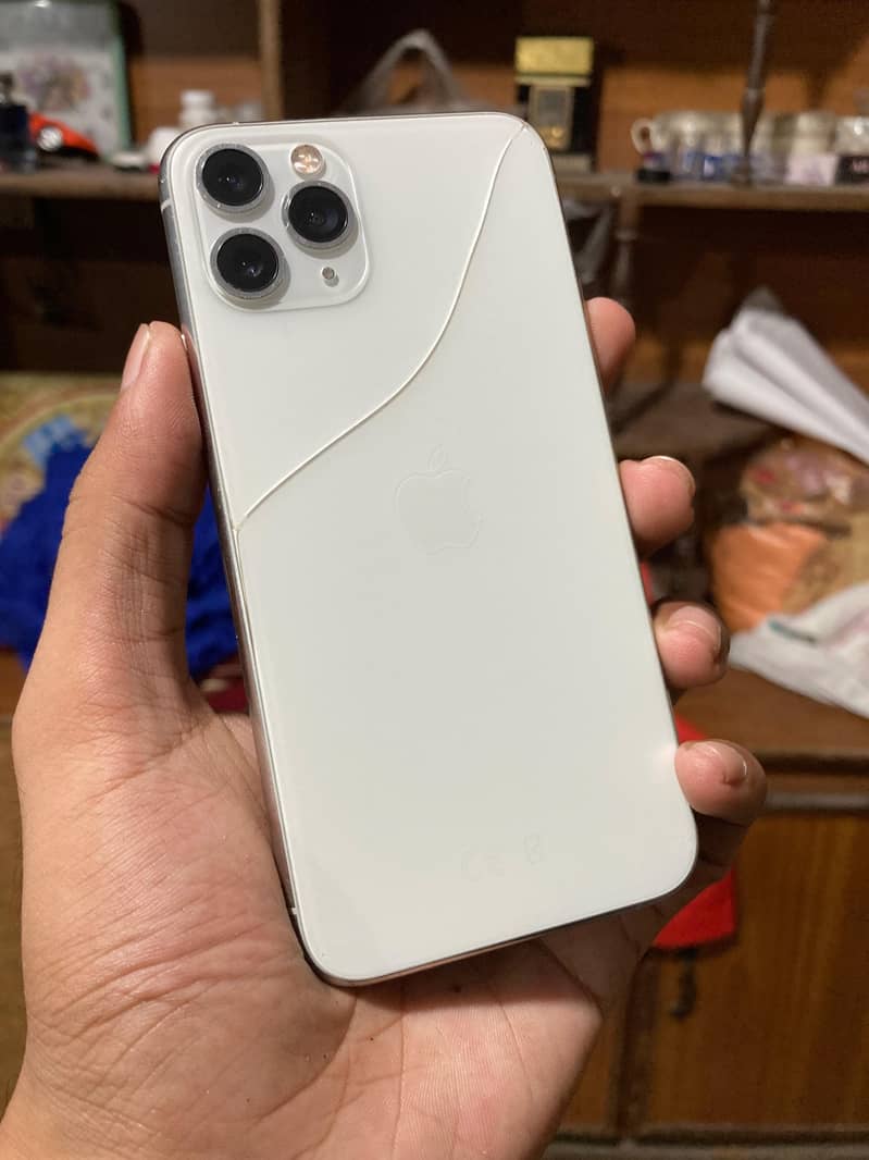 Apple iPhone 11 Pro 1