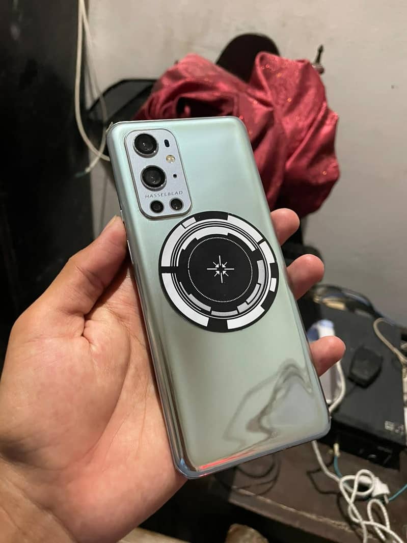 oneplus 9 pro 5G 1