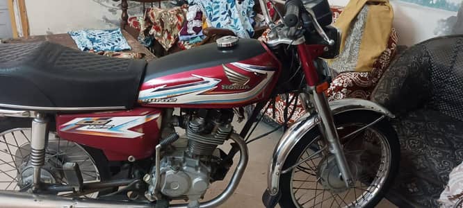 bike ok hai watsap numbr 03214180726 biometric moky py mil jay gi