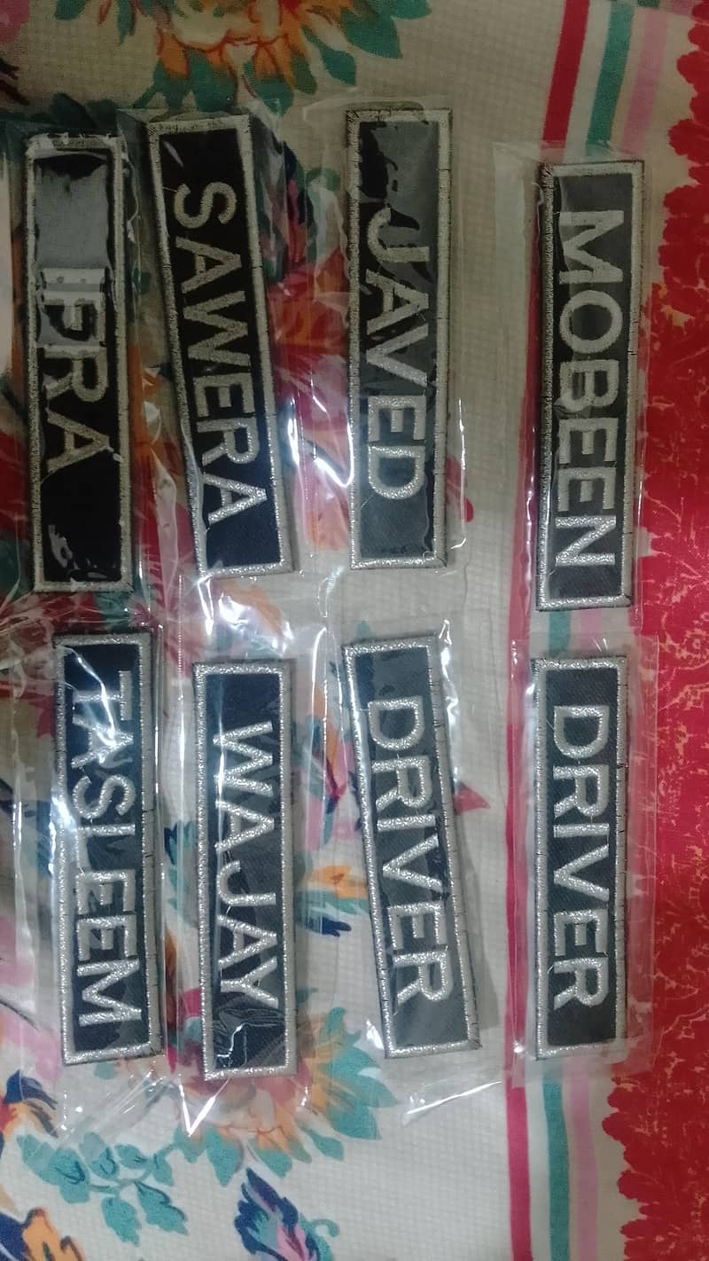 Customize Badge 8