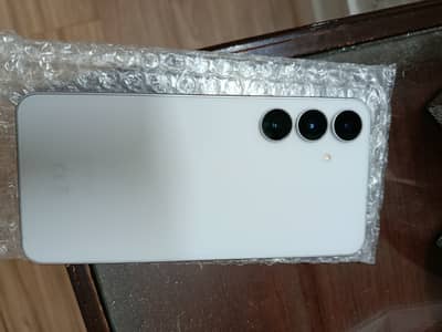 Samsung Mobile S25 FE
