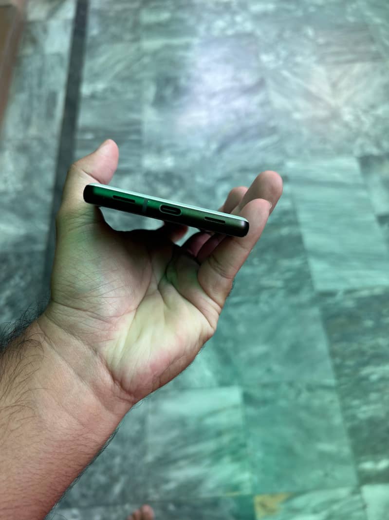 Google Pixel 6a 4