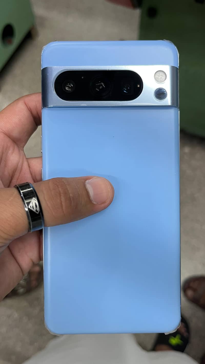 Google Pixel 8 Pro 4