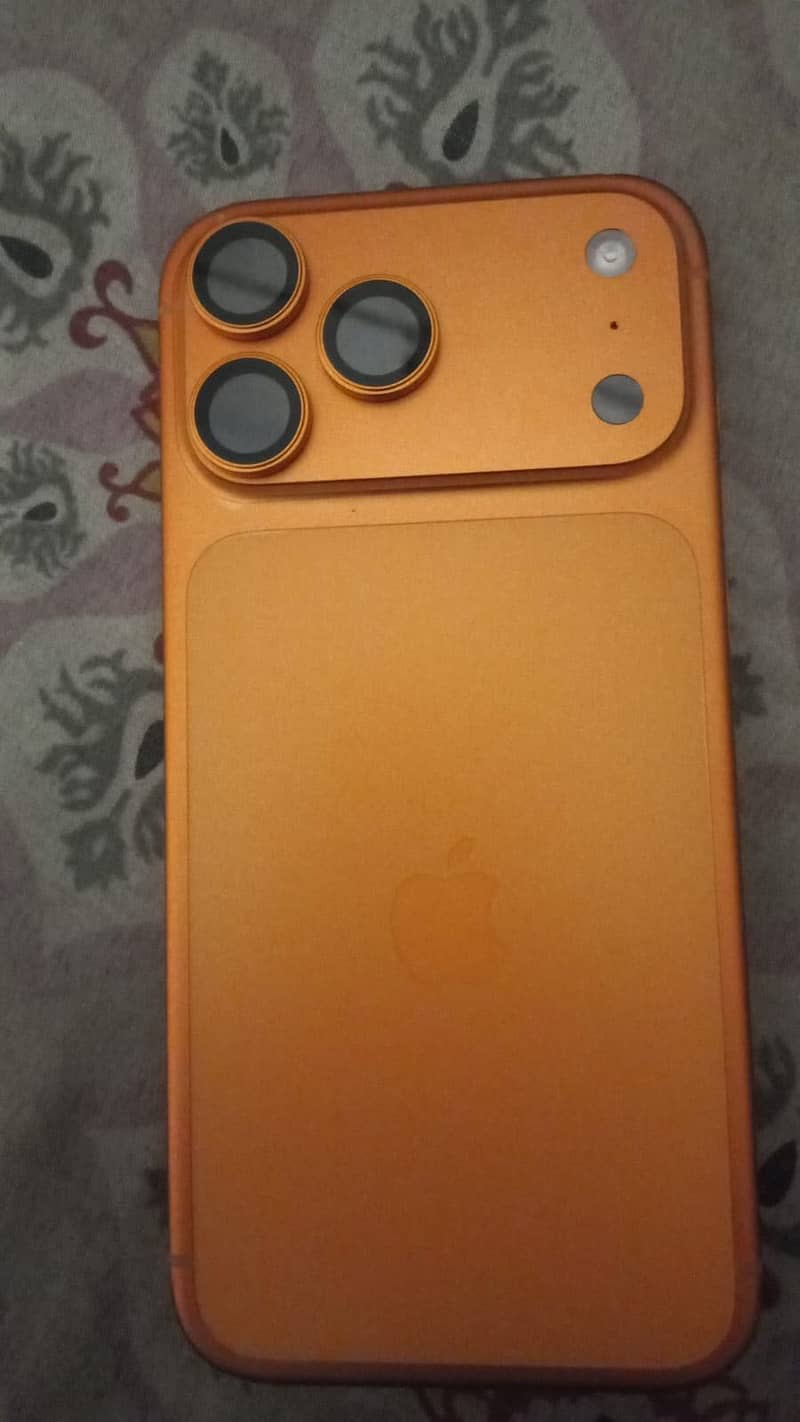 Apple iPhone 17 Pro Max 3