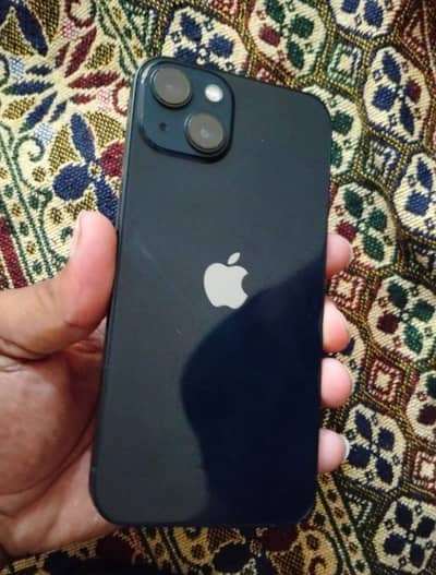 Apple iPhone 13