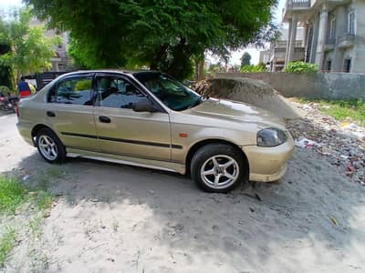 Honda Civic VTi Oriel 2001