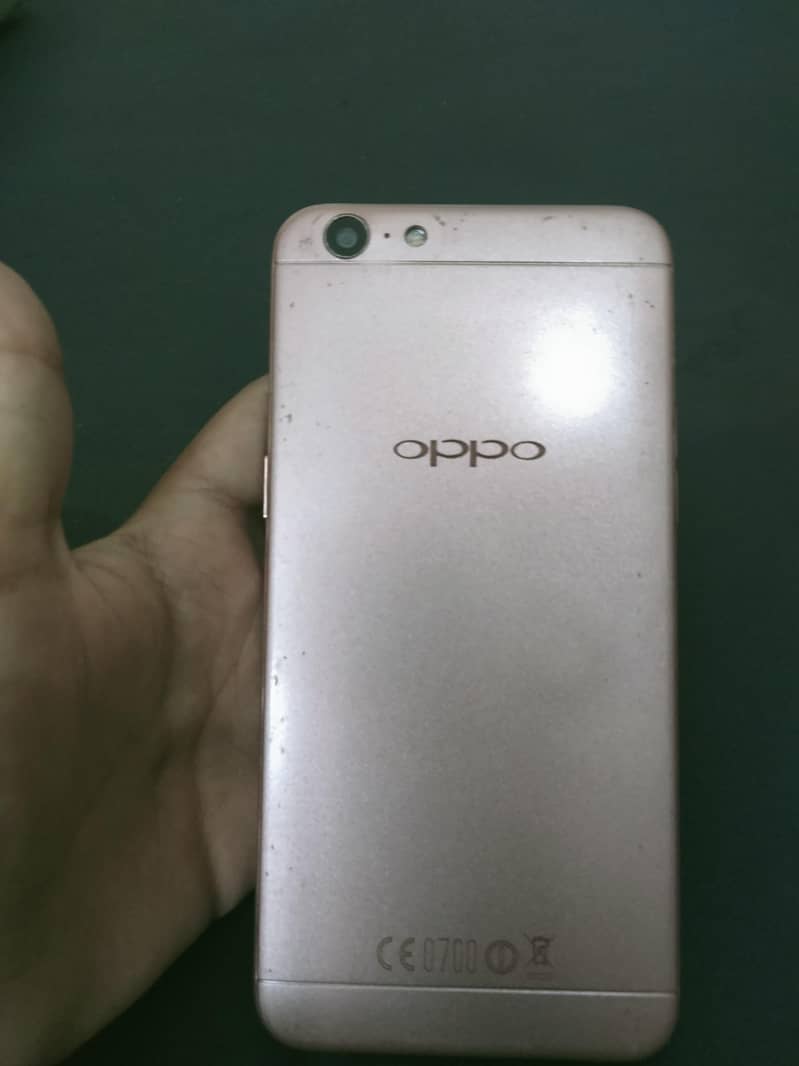 OPPO A57 1
