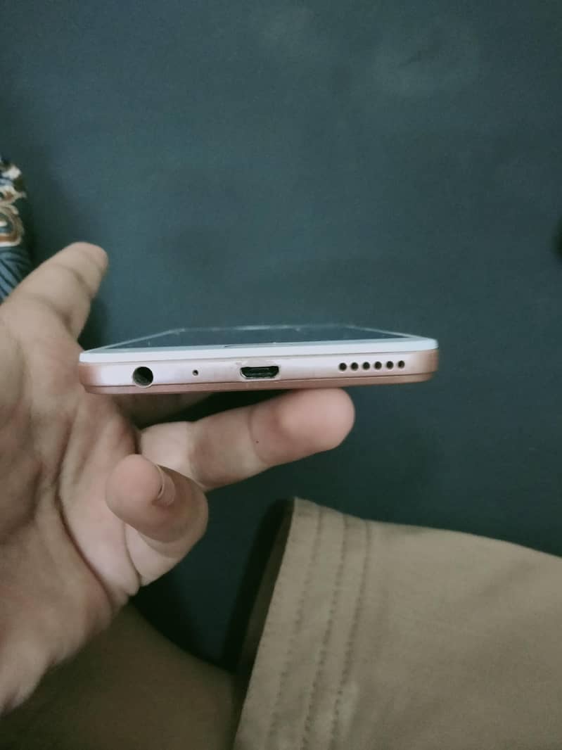 OPPO A57 2