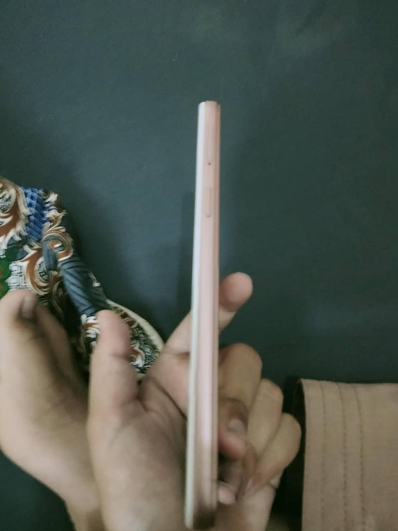 OPPO A57 3