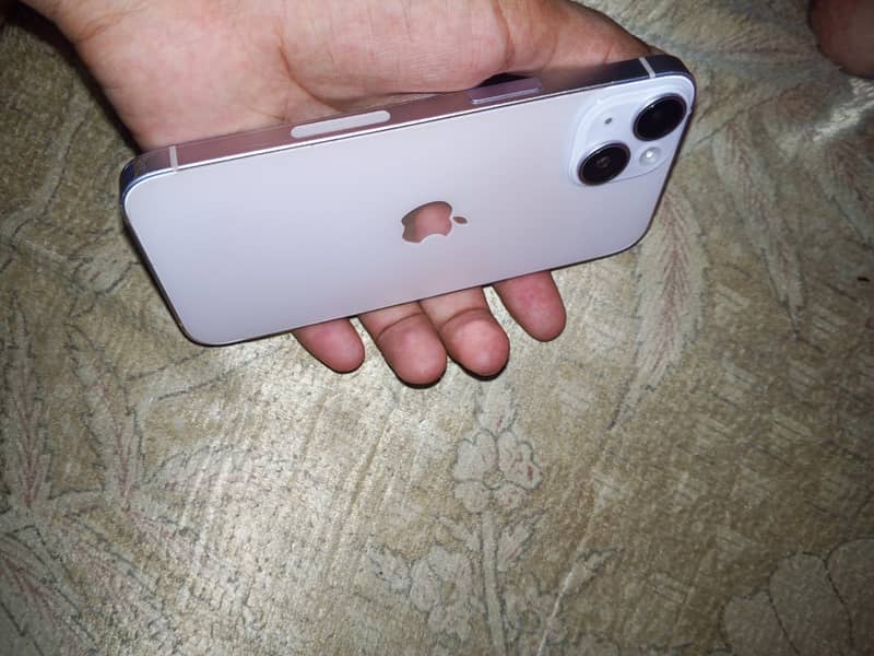 Apple iPhone 14 2