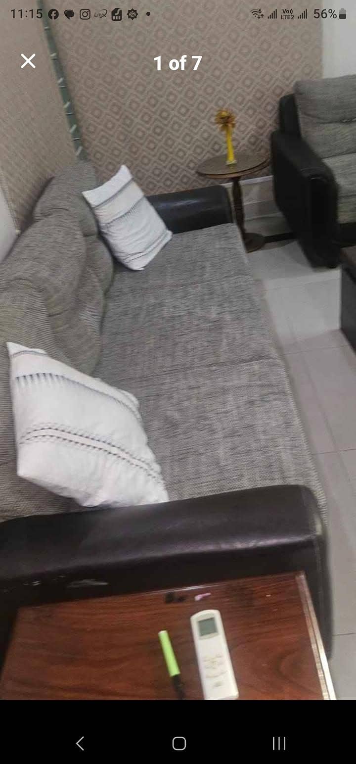 8 seater sofa set with table 0