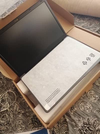 PM Laptop Mechrevo R14P Ryzen 5 7430U 8GB 256GB SSD - New