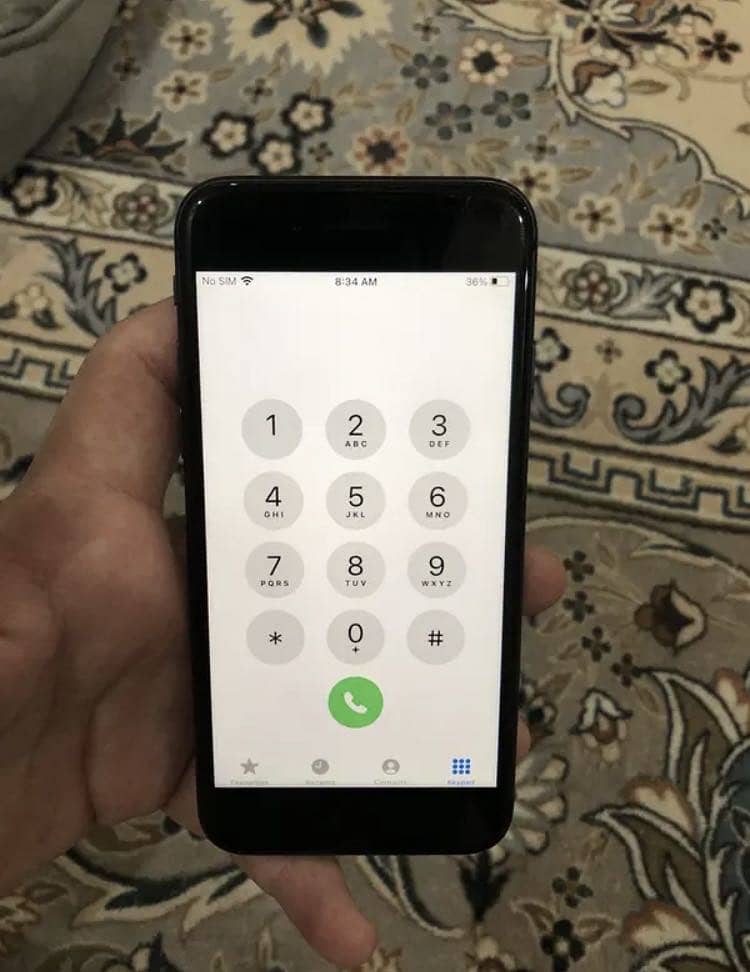 iPhone 8 (Full Sim Time & 10/10) 4