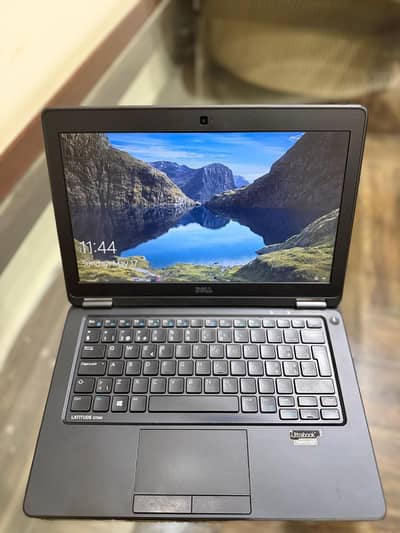 Dell i5 5th Gen Ultrabook - Light Gaming & Office Work (8GB/128GB SSD)