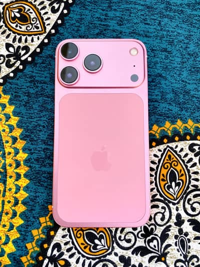 Apple iPhone XR convert 17 pro