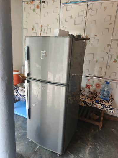 Dawlnace fridge
