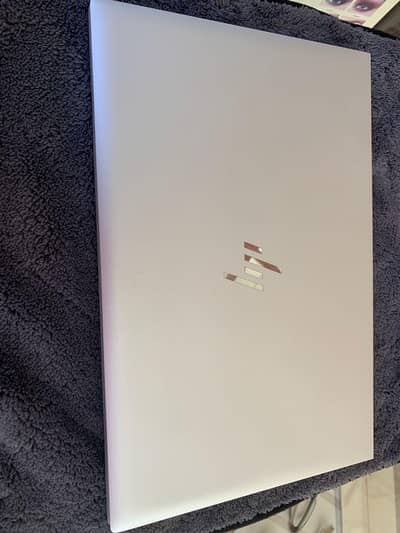 HP ELITEBOOK 830 G8