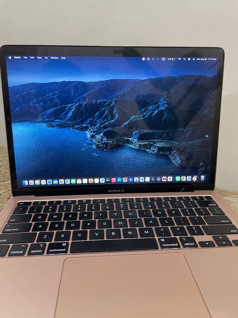 MacBook Air core i3 (2020) 1