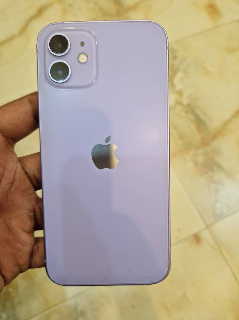 Apple iPhone 12 3