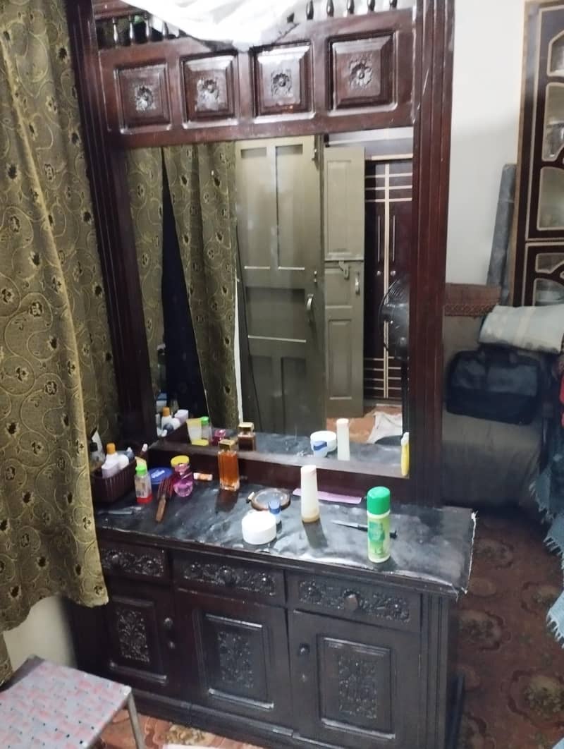 Dressing Table 1