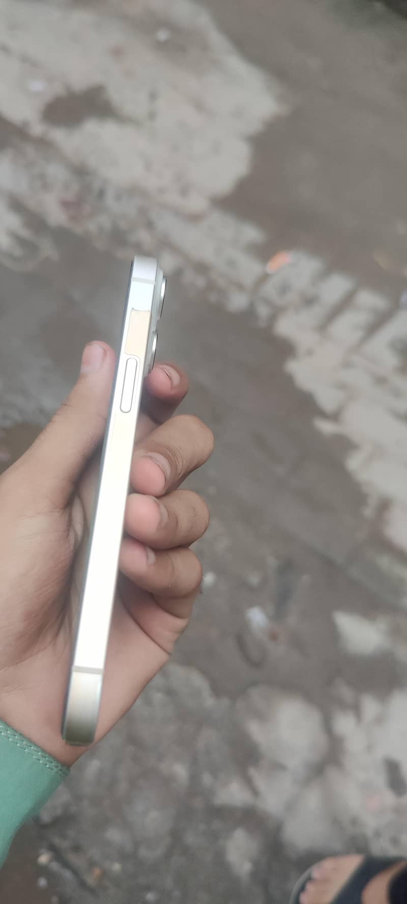 Apple iPhone 14 2