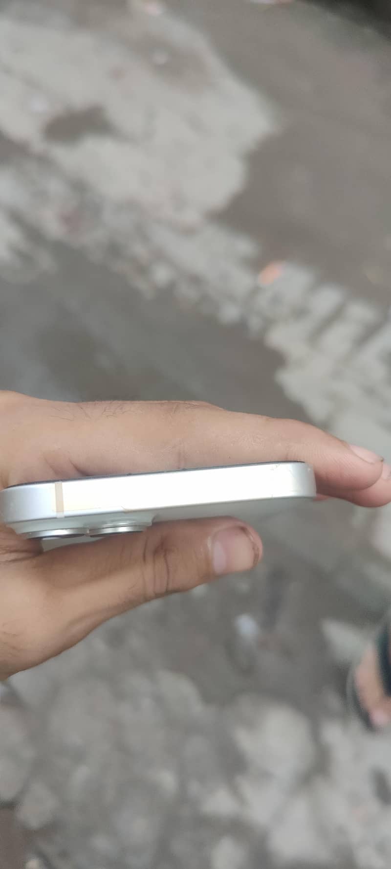 Apple iPhone 14 4