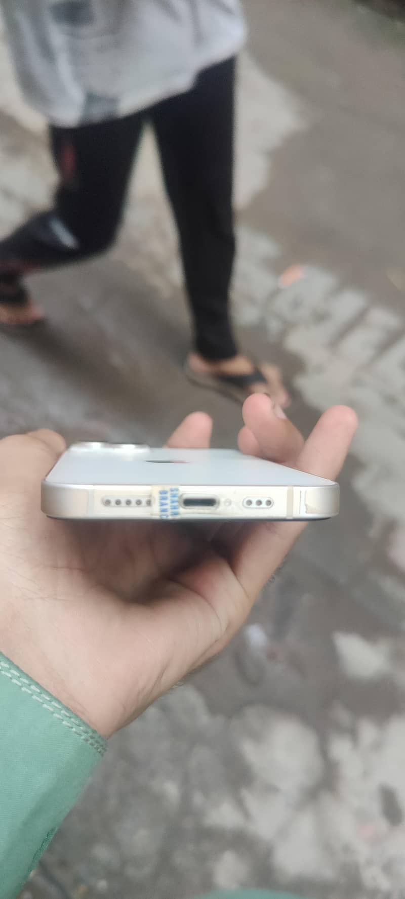 Apple iPhone 14 5