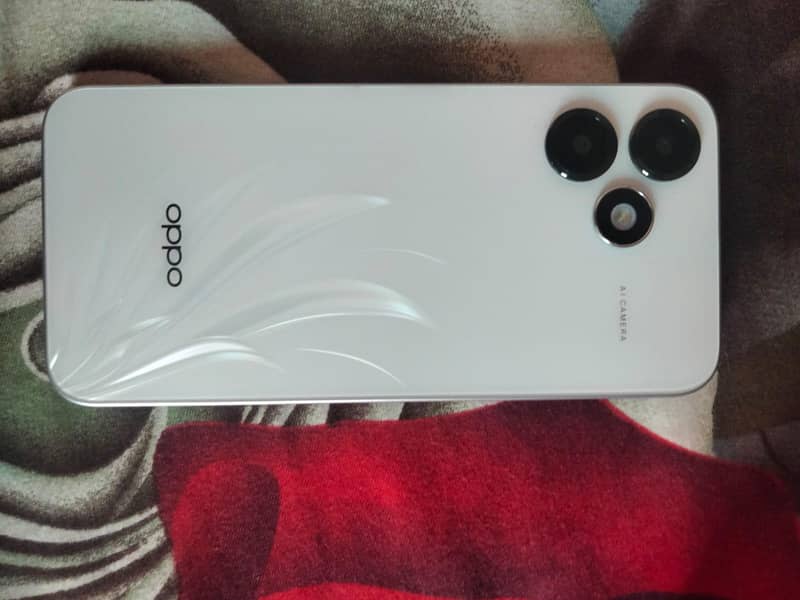 OPPO A6c 1