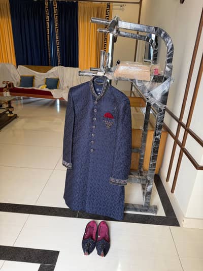 groom shwrwani/ premium quality / Medium size / bin Tariq Brand