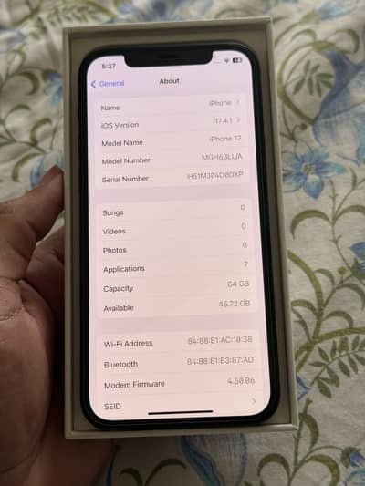 Apple iPhone 12