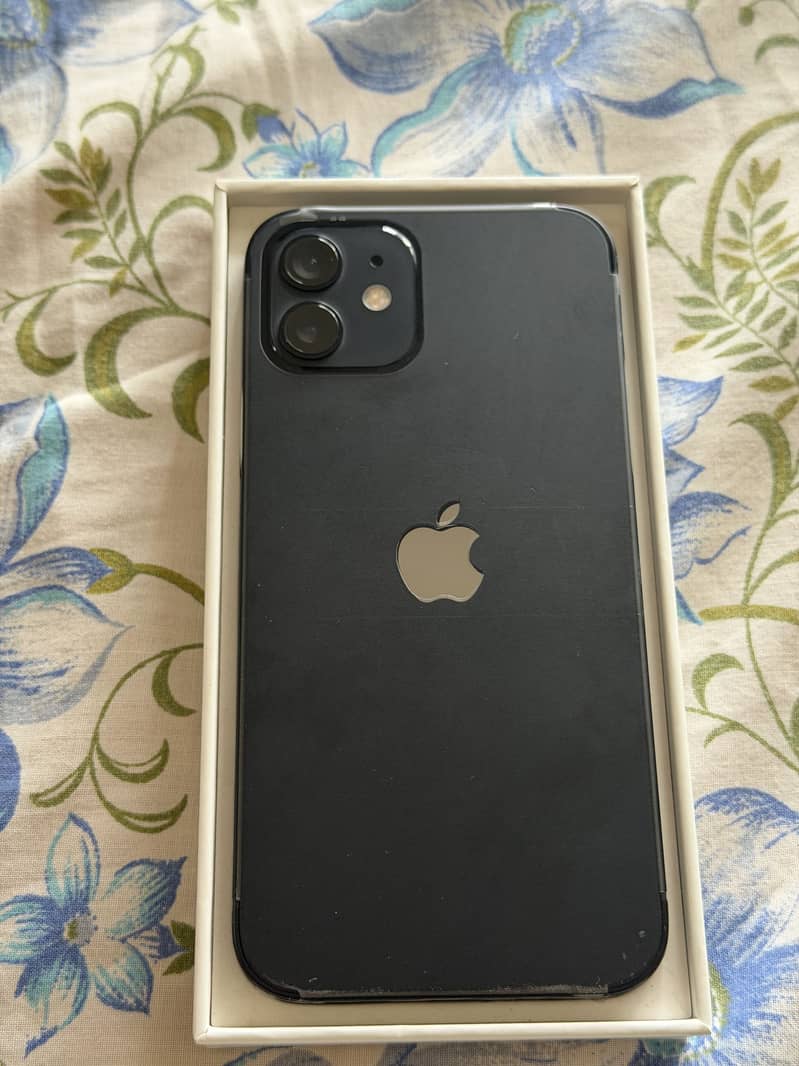 Apple iPhone 12 3